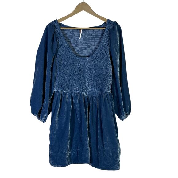 Free People Farrier Velvet Mini Dress Womens M Blue Smocked Puff Sleeve Witchy - Picture 3 of 8